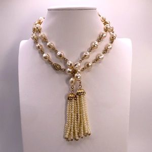 Tassel Pearl costume necklace